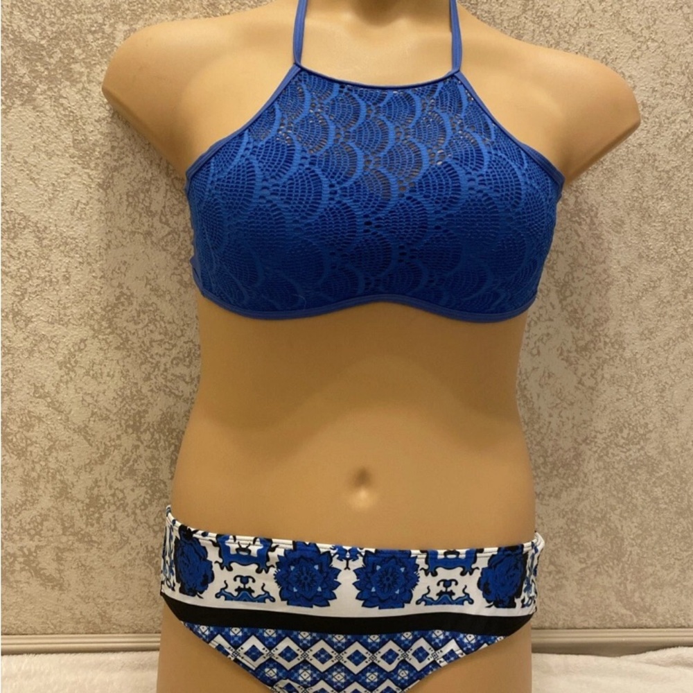 Chic Blue Crochet Lace Bikini Set